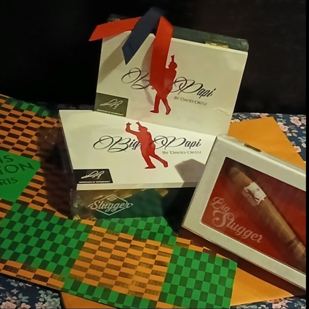 MLB Cigars New Sealed. 40 Total , 2 Boxes , 2 Sizes Limited Boston Great Reviews